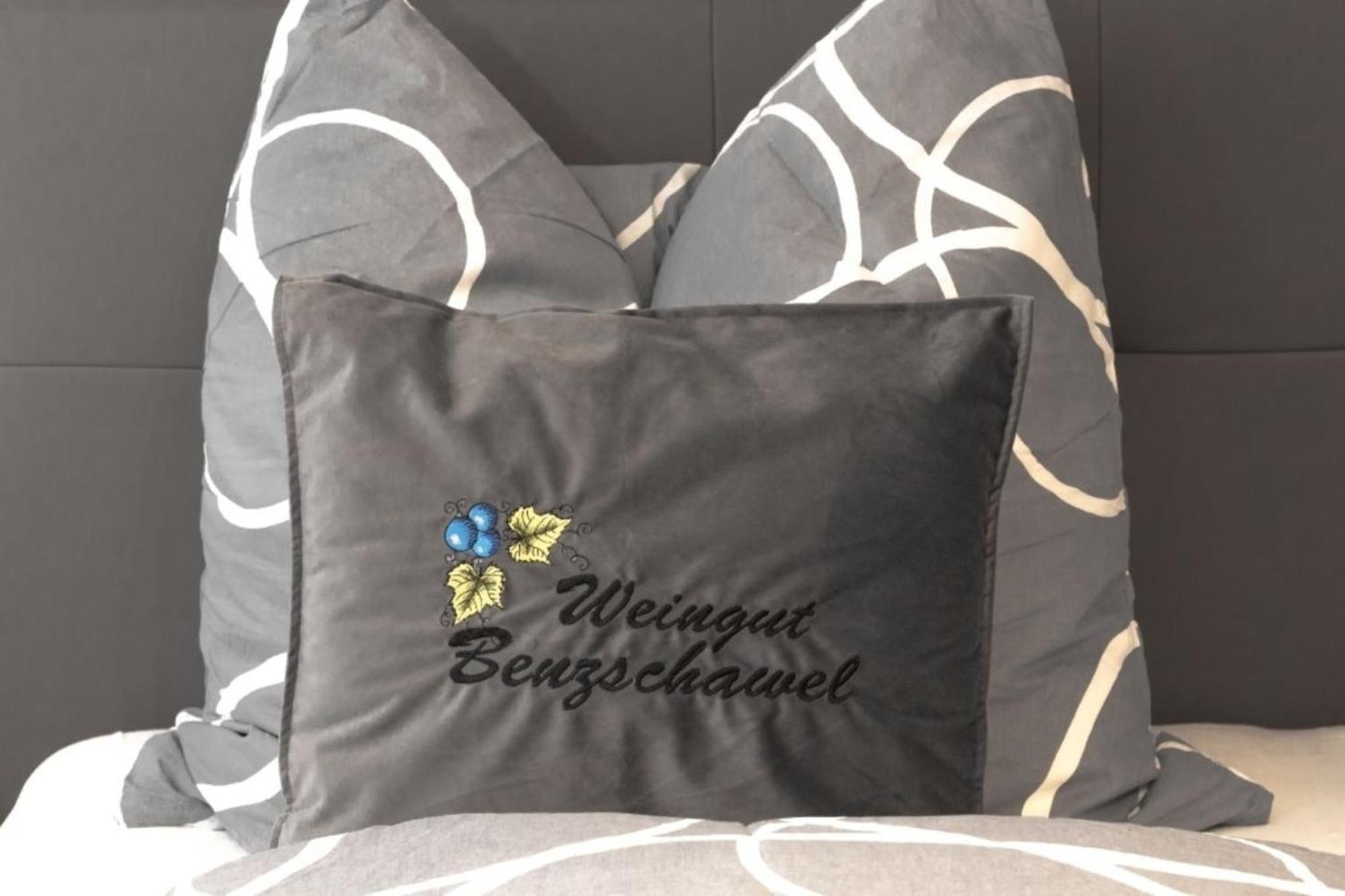 Ferienwohnung Grauschiefer Irsch 外观 照片