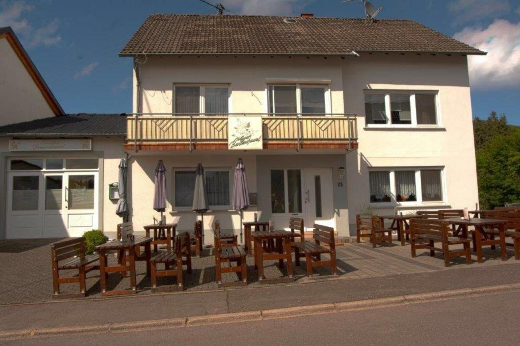 Ferienwohnung Grauschiefer Irsch 外观 照片